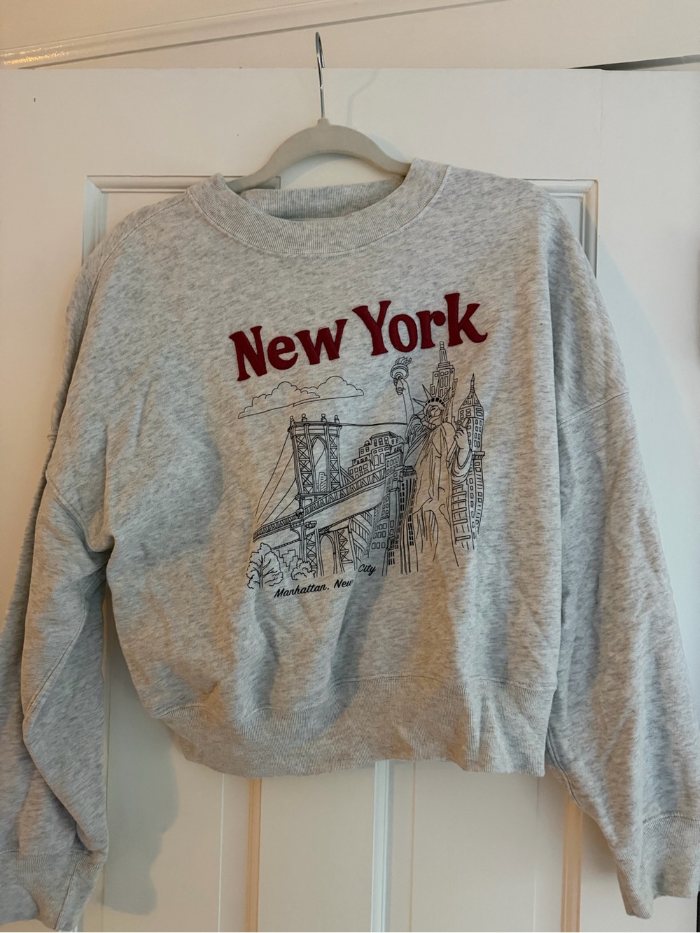 Abercrombie & Fitch Gray New York Graphic Crewneck